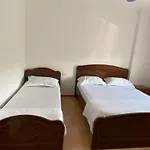 Zani's * Durrës