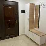 Zani's