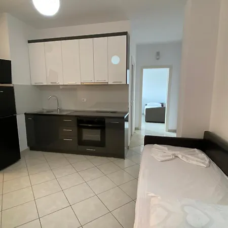 Zani's Apartment Durres