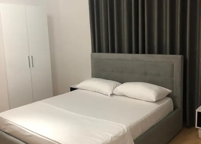 Zani's * Durrës